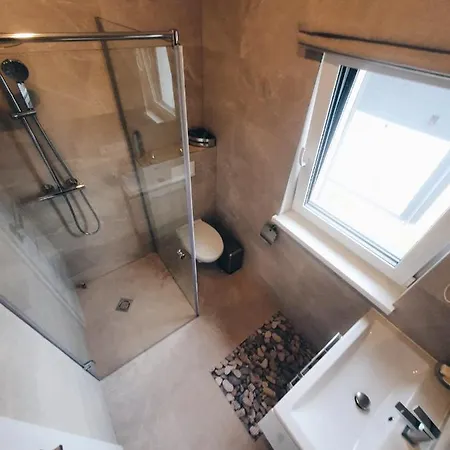 Sesiu Vilos @ Kunigiskes Apartament Połąga